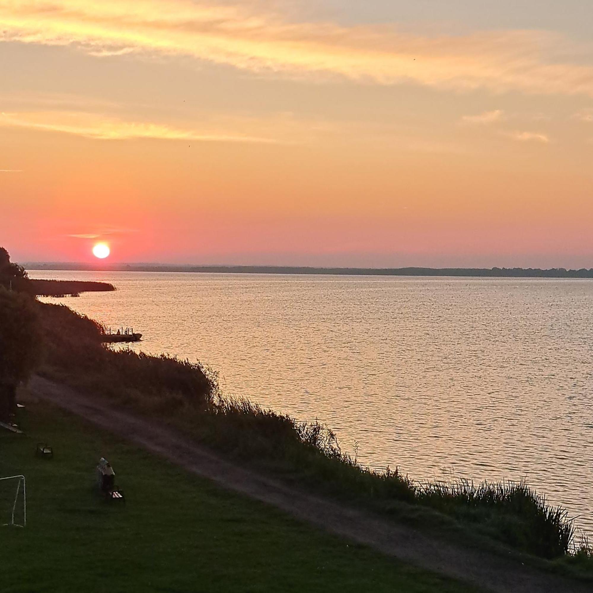 Solek Apartamenty I Pokoje Goscinne Mielno  Bagian luar foto