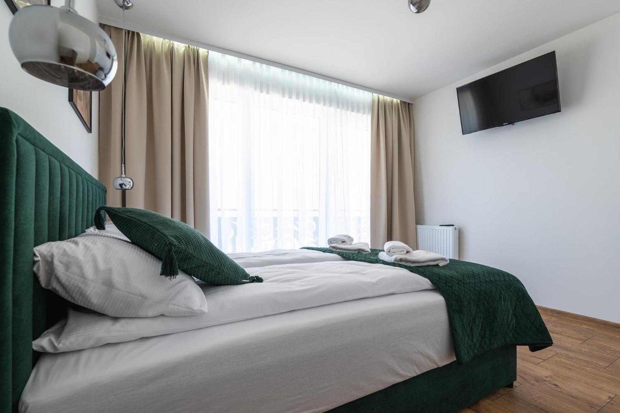 Solek Apartamenty I Pokoje Goscinne Mielno  Bagian luar foto